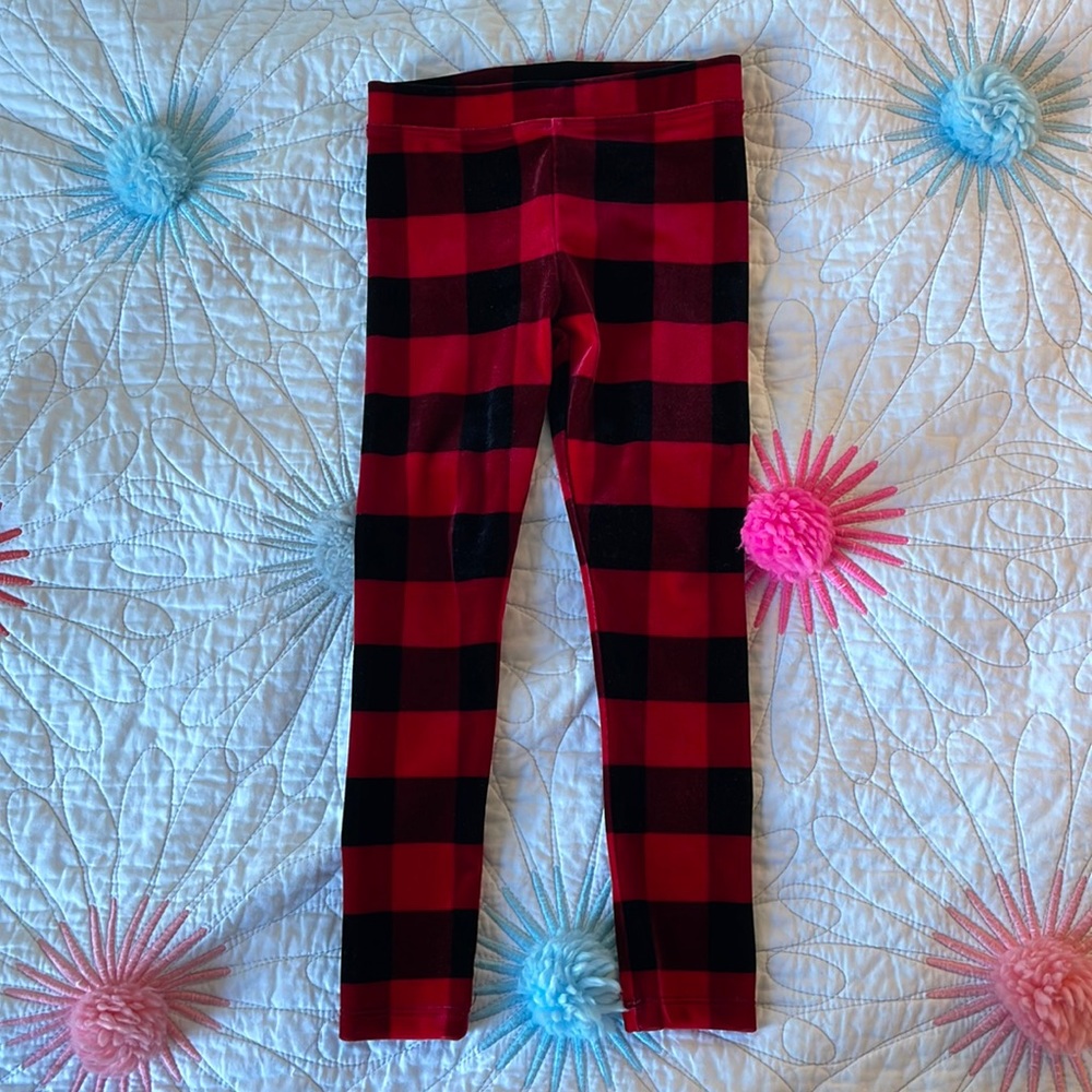 Brand crewcuts size 5 color red/ black